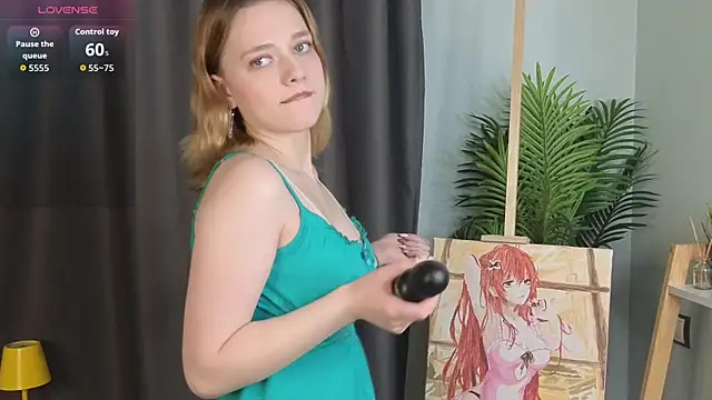 HollieCollelo online show from December 16, 3:11 am