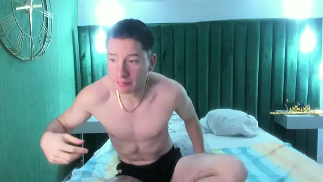 HunterHeat  online show from November 18, 2:54 pm