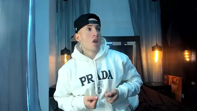 HunterHeat  online show from December 18, 12:11 pm