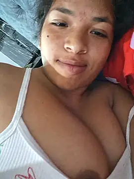 Snapshot of Estefi33 chatting on September 30, 5:23 am Estefi33 online show from September 30, 5:23 am