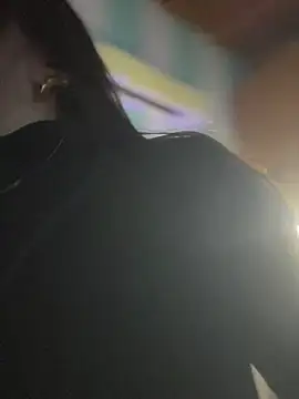 alilith online show from December 20, 1:51 pm