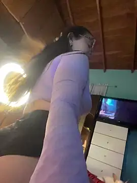 alilith online show from January 13, 7:30 pm