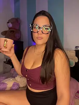 alilith online show from February 21, 7:48 pm