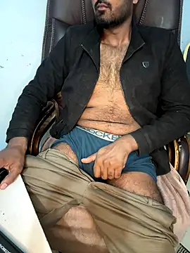 MeekBatgirl online show from December 15, 8:40 am