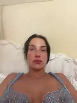 Remirosee online show from February 8, 7:39 pm