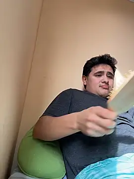 whitsblack online show from November 17, 8:36 pm