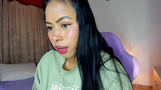 Michluxe 69 online show from June 20, 11:07 pm