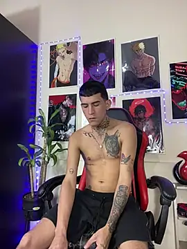 Snapshot of dilan_abraham12 chatting on July 9, 9:52 pm dilan abraham12 online show from July 9, 9:52 pm