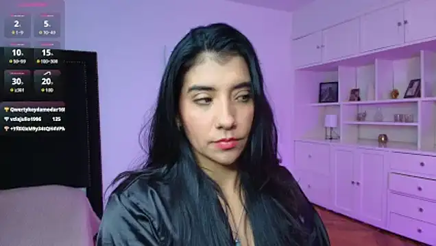 nina moen online show from October 9, 10:46 am