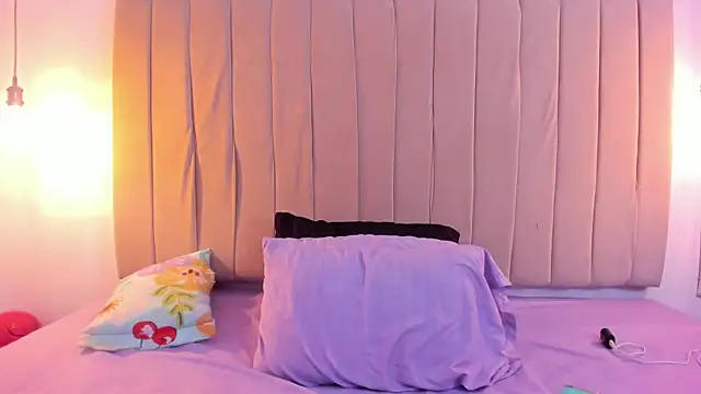 escar let online show from April 3, 7:45 pm