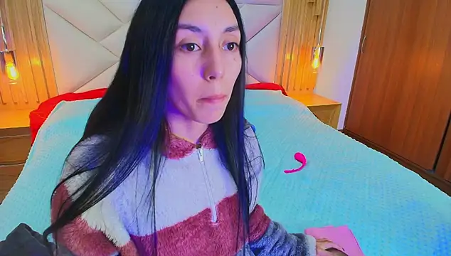 Laia and Damian online show from October 10, 7:35 pm