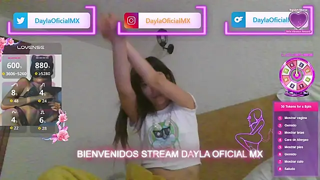 Clavelnegro online show from November 12, 11:21 am