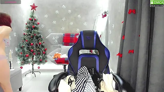 Roxy foxi online show from December 18, 1:11 am