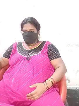 Snapshot of chubby_babitha-telugu chatting on October 1, 3:45 am chubby babitha-telugu online show from October 1, 3:45 am
