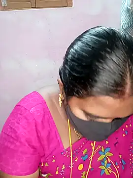 Snapshot of chubby_babitha-telugu chatting on October 1, 4:24 pm chubby babitha-telugu online show from October 1, 4:24 pm