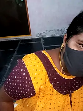 Snapshot of chubby_babitha-telugu chatting on November 13, 8:57 am chubby babitha-telugu online show from November 13, 8:57 am