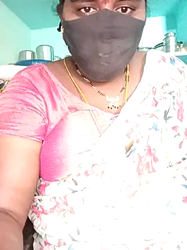 Snapshot of chubby_babitha-telugu chatting on November 25, 7:52 am chubby babitha-telugu online show from November 25, 7:52 am