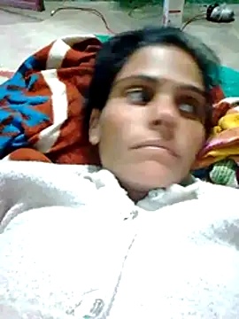 Snapshot of H_seema chatting on February 5, 1:32 am H seema online show from February 5, 1:32 am