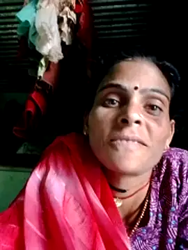 Snapshot of H_seema chatting on February 12, 9:15 am H seema online show from February 12, 9:15 am