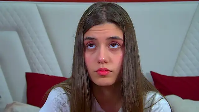 ArianaAllens online show from November 22, 6:34 am