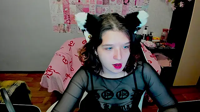 Acid Kate online show from September 24, 3:10 am