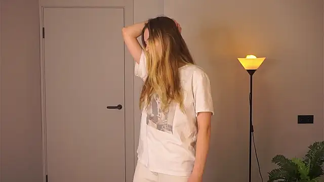 Snapshot of MarlinVarian chatting on September 13, 6:40 pm MarlinVarian online show from September 13, 6:40 pm