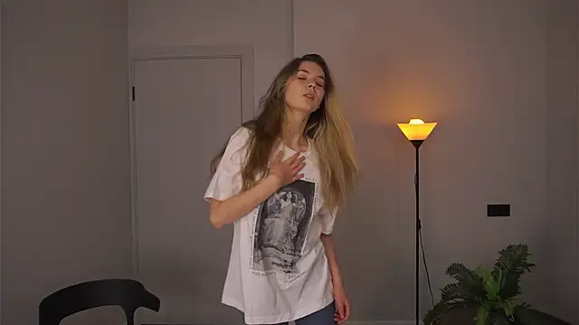 Snapshot of MarlinVarian chatting on September 14, 6:07 pm MarlinVarian online show from September 14, 6:07 pm