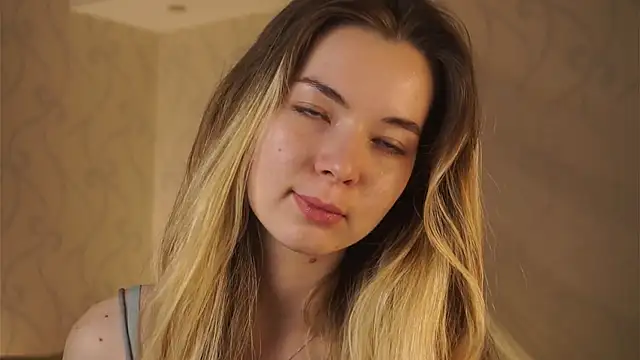 Snapshot of MarlinVarian chatting on September 21, 5:47 pm MarlinVarian online show from September 21, 5:47 pm