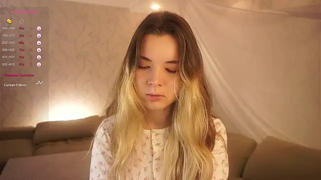 Snapshot of MarlinVarian chatting on October 19, 4:40 pm MarlinVarian online show from October 19, 4:40 pm