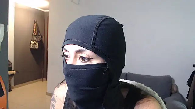 Snapshot of Katalina_sexyyy chatting on April 13, 3:50 pm Katalina sexyyy online show from April 13, 3:50 pm