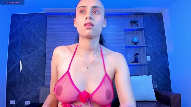 sofiapalacioss online show from November 12, 6:52 pm