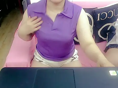 Hana Mina online show from May 21, 5:14 am