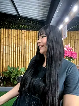 jasmincollin  online show from November 4, 1:05 am