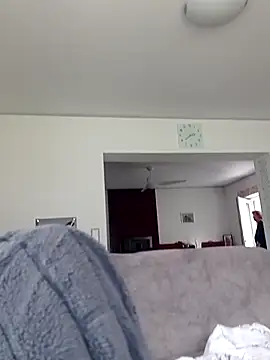 Snapshot of Oldmenhot66 chatting on September 17, 12:40 pm Oldmenhot66 online show from September 17, 12:40 pm