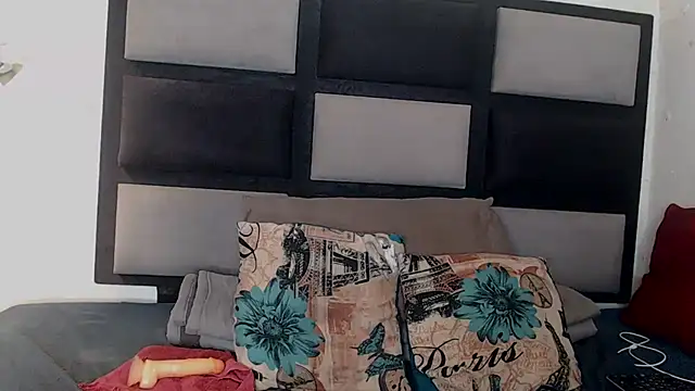 Freaky-boobs online show from October 28, 9:57 am