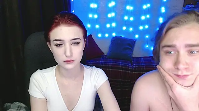 Snapshot of Lust4Money chatting on May 13, 10:49 pm Lust4Money online show from May 13, 10:49 pm
