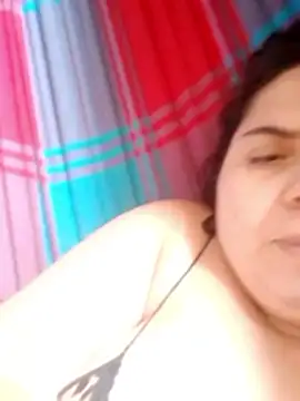 Snapshot of Katherine25 chatting on February 15, 12:47 pm Katherine25 online show from February 15, 12:47 pm