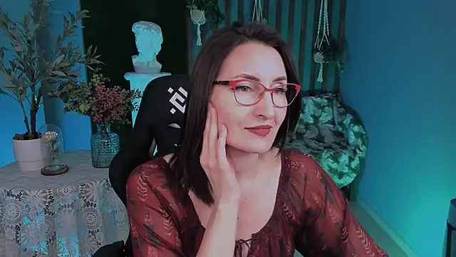 UnaTerra online show from December 5, 7:06 am