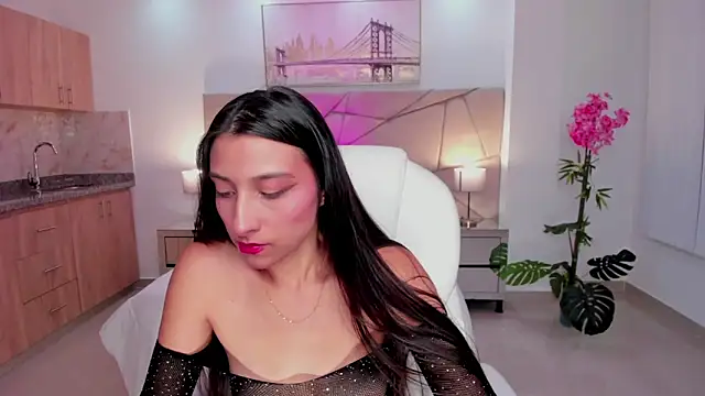 Snapshot of Kristen_Rousse chatting on September 25, 9:40 pm Kristen Rousse online show from September 25, 9:40 pm