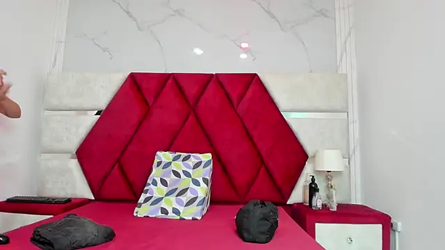 Kity spiderr online show from May 20, 12:22 pm
