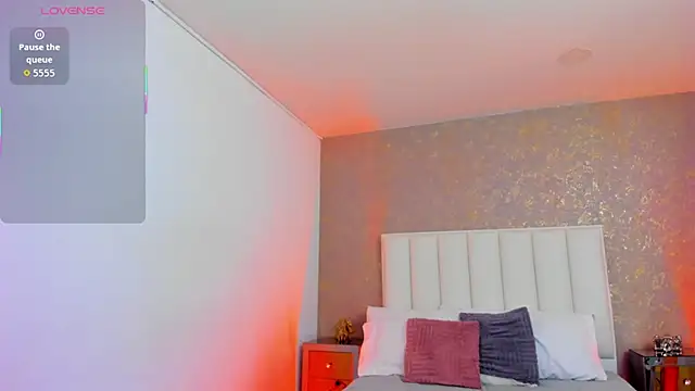 KaylieBrooks online show from September 17, 3:57 pm