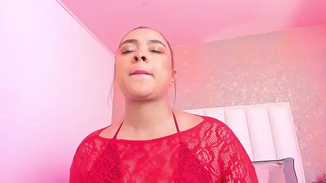 KaylieBrooks online show from April 4, 4:37 pm