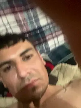 Snapshot of Efrain6996 chatting on January 13, 6:13 pm Efrain6996 online show from January 13, 6:13 pm