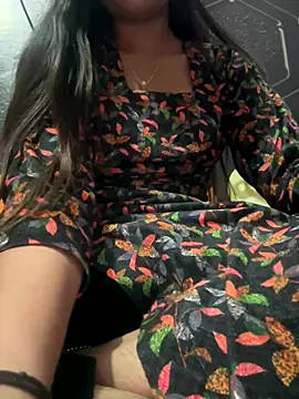 Sexylella143 online show from November 21, 5:17 am