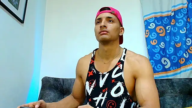 Snapshot of Smith_Fitness chatting on July 7, 11:03 am Smith Fitness online show from July 7, 11:03 am