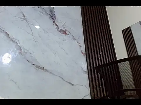 Penelopee Rouse online show from February 16, 7:43 pm