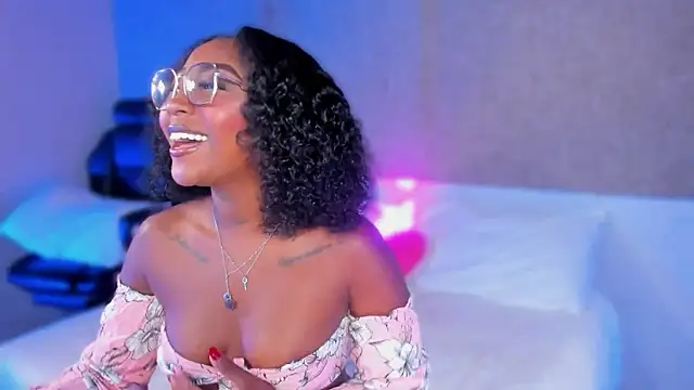 Kishalove  online show from November 8, 10:15 am