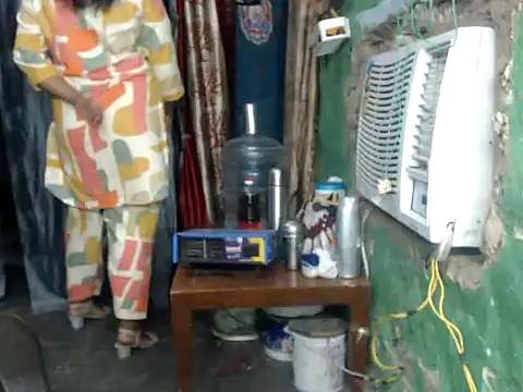 DearKimmi online show from December 10, 4:49 pm