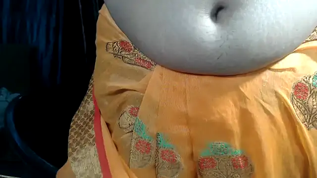 DearKimmi online show from March 22, 5:52 pm