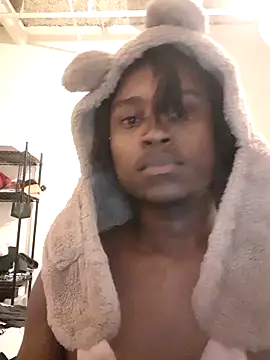 Snapshot of DarkSkinStroker chatting on October 11, 5:17 am DarkSkinStroker online show from October 11, 5:17 am